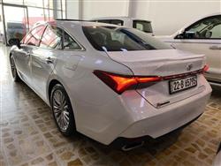 تويوتا أفالون